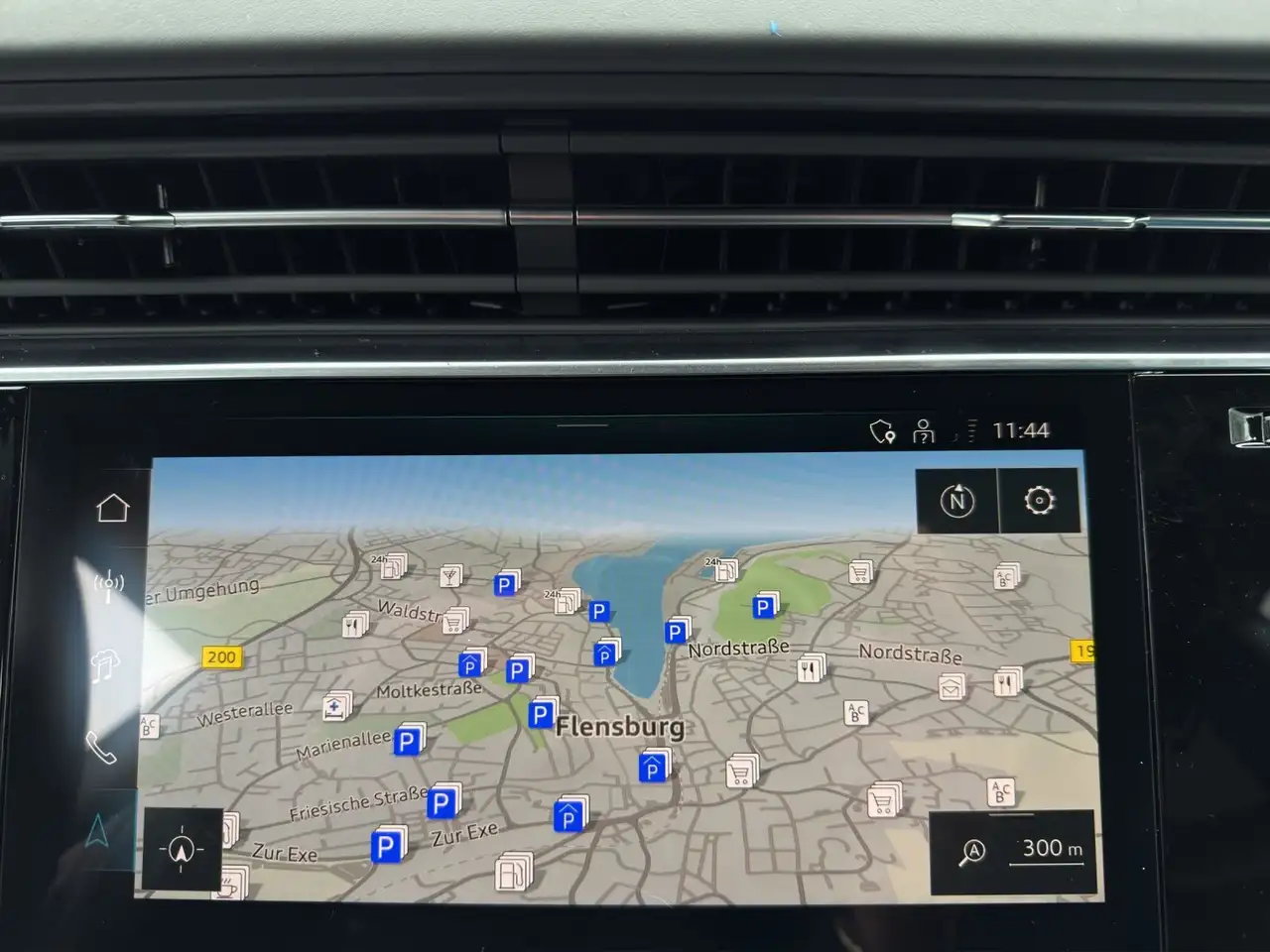Audi RS Q8 SUV performance tiptronic+MASSAGE+PANO+HEA 11