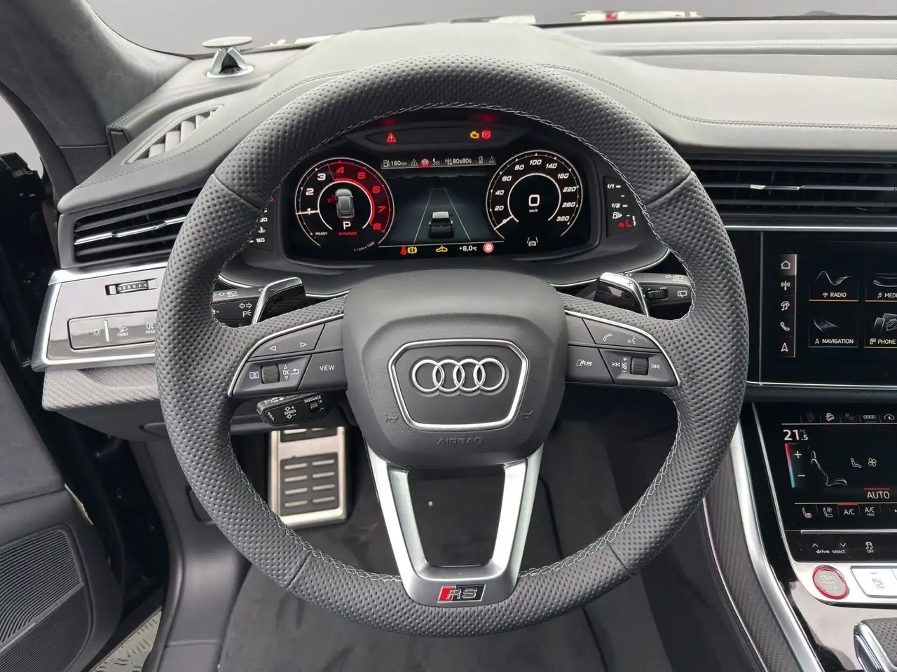 Audi RS Q8 SUV performance tiptronic+MASSAGE+PANO+HEA 10