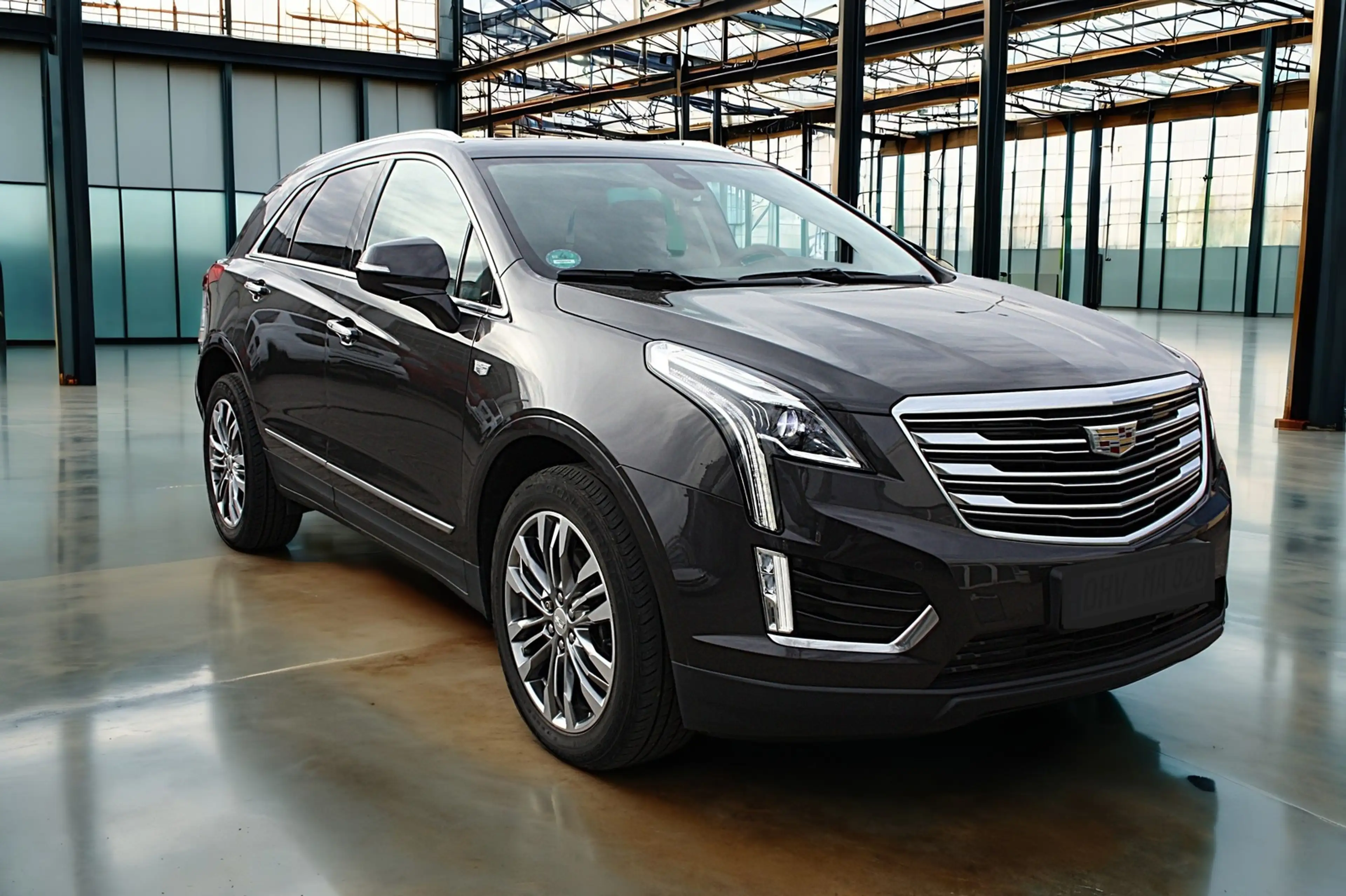 Cadillac XT5 3.6 PLATINUM 4x4 Autom. Navi/Leder/Pano/LED — photo 6