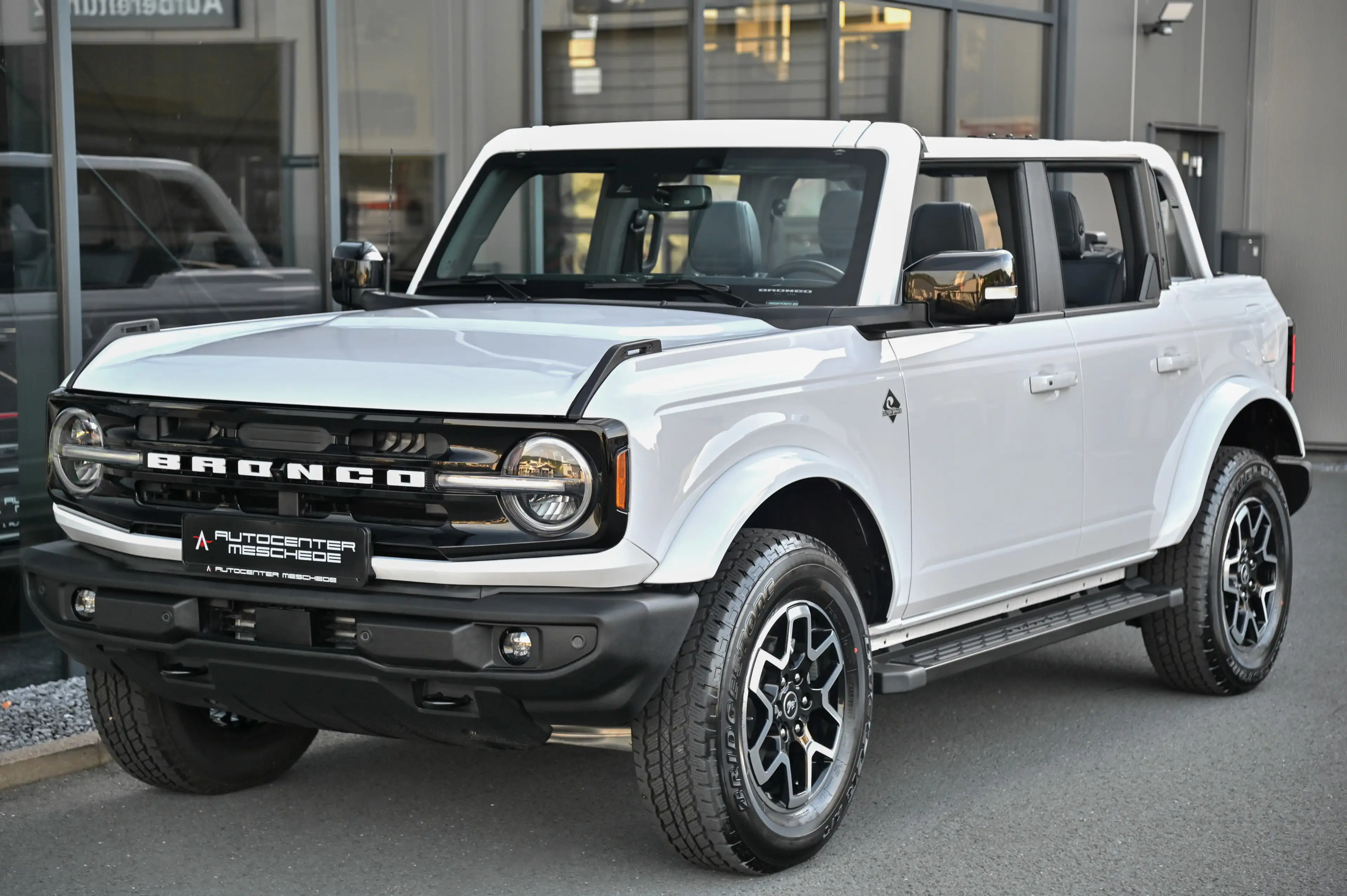 Ford Bronco 2.7 EcoBoost 4x4 Outer Banks* Vollleder* — photo 4
