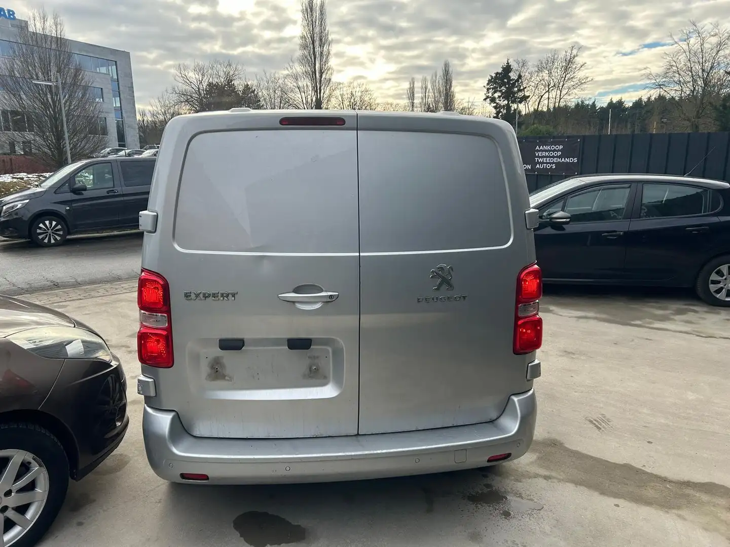 Peugeot Expert 2.0 BlueHDi L1 Compact Premium Pack S Only export Grijs - 2