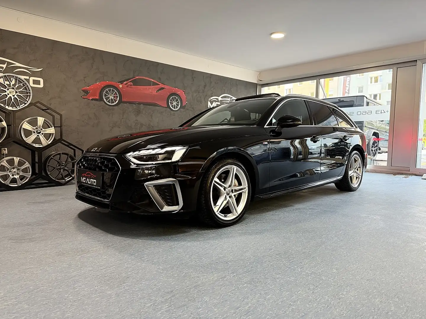 Audi A4 Avant 40 TDI QUATTRO *3xS-LINE *PANO*MATRIX*AHK* Schwarz - 1