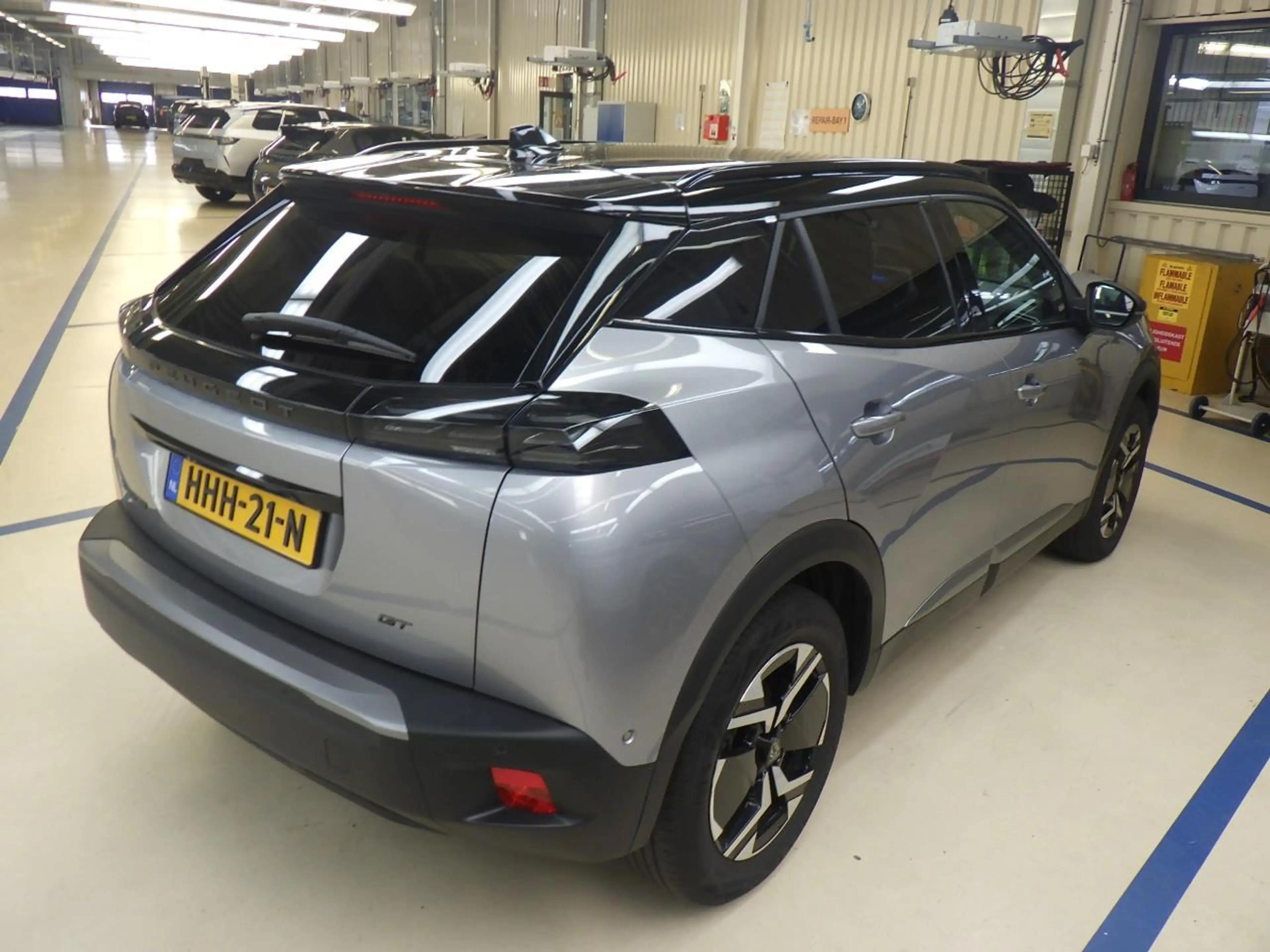 Peugeot e-2008 EV GT Avantage 54 kWh | Fase 3 laden | SOH 97% | N — photo 4