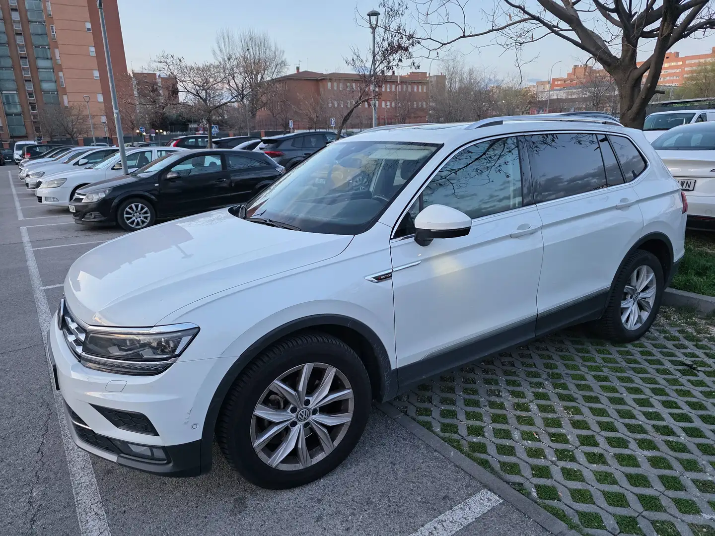 Volkswagen Tiguan Allspace Tiguan Allspace 2.0TDI Sport 4Motion 110kW Sport Blanco - 2
