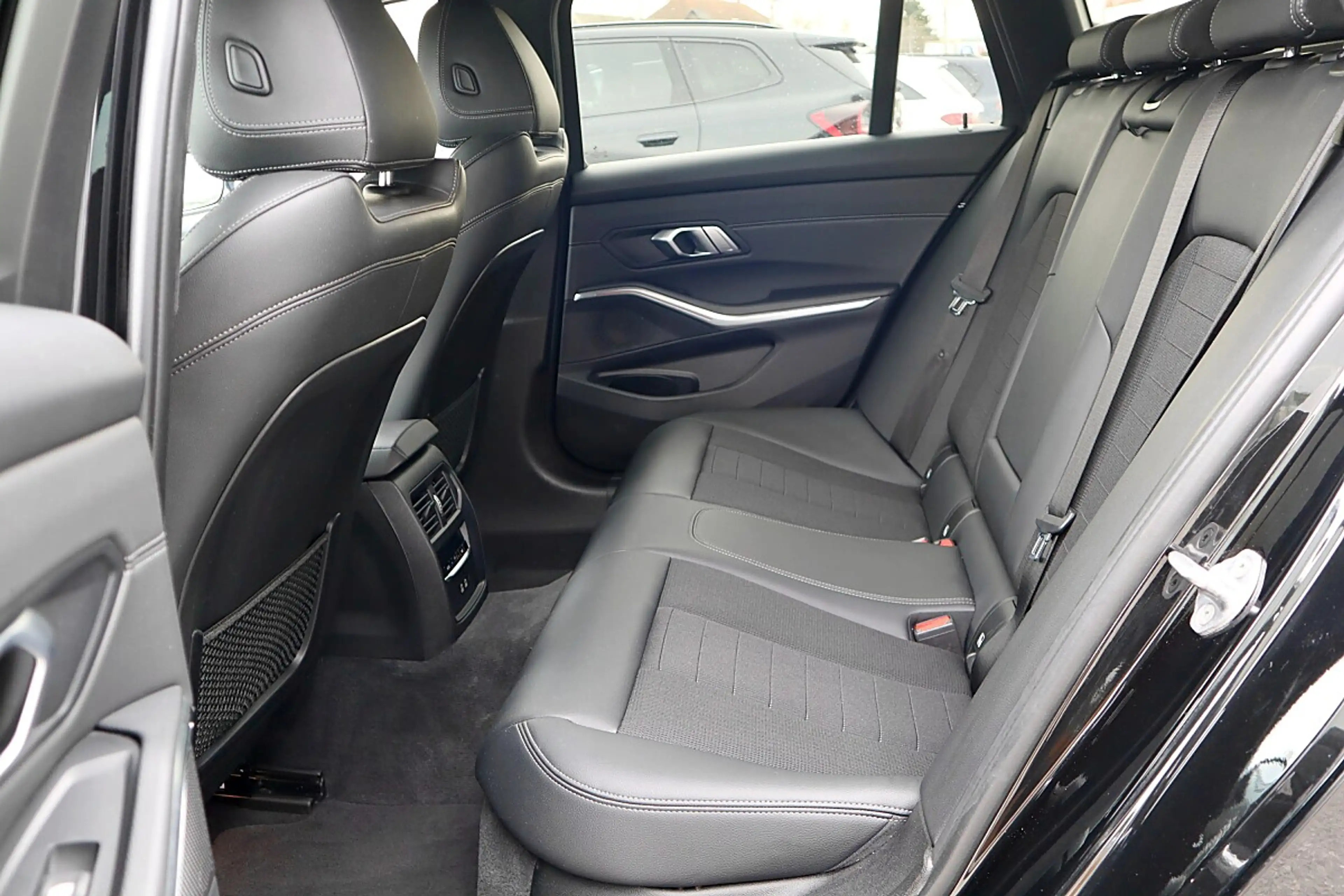 BMW 316 d 48 V Touring Aut. *Leder*Sportsitz*VIrtual* — photo 7