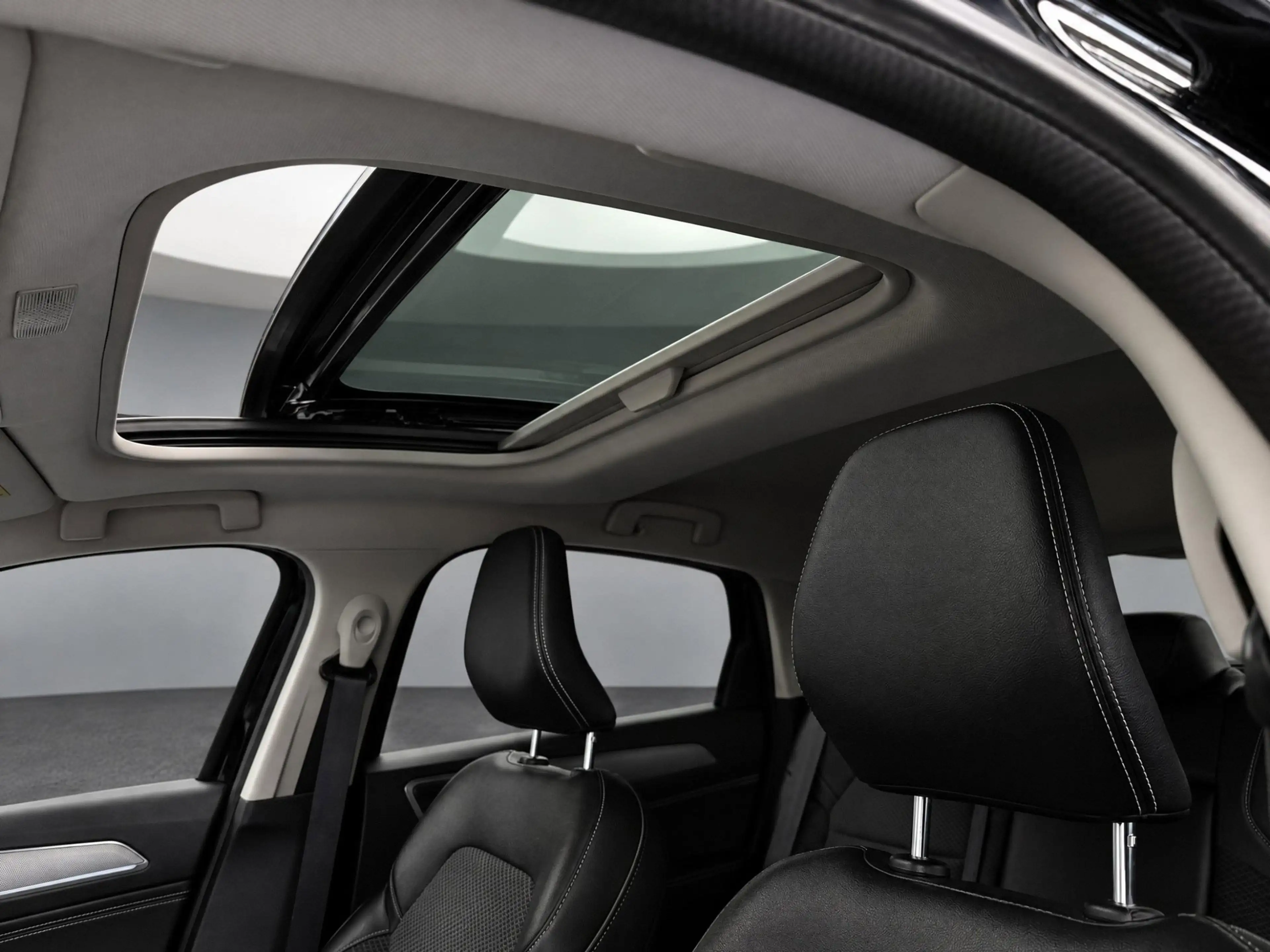Renault Arkana 1.6 E-Tech hybrid 145 techno | Pano | NAP | — photo 23