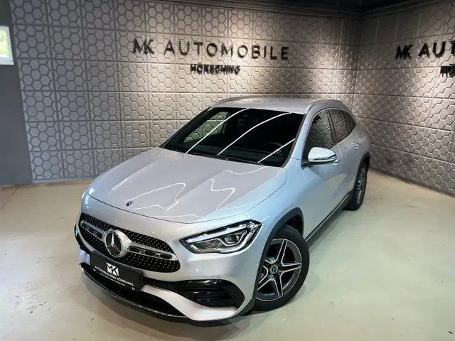 Mercedes-Benz Gla Class view 2