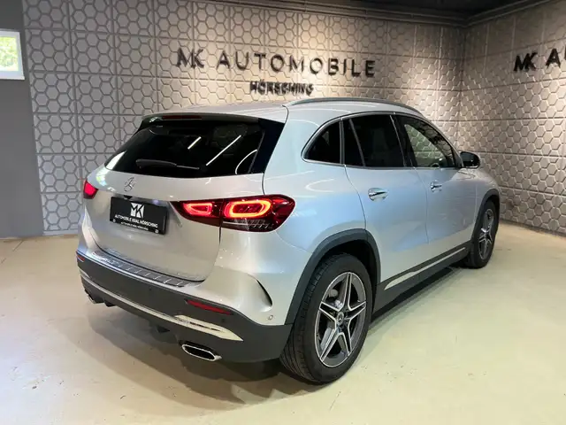 Mercedes-Benz Gla Class view 8