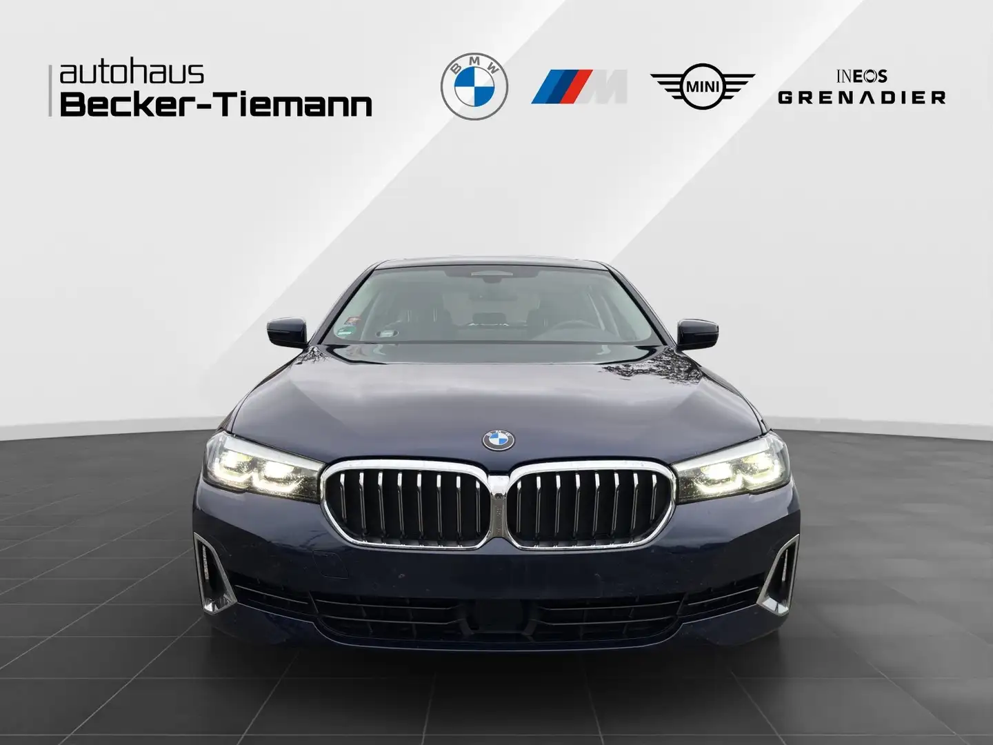 BMW 530 d xDrive Touring Luxury Line | Pano.Dach | Memory Blu/Azzurro - 2