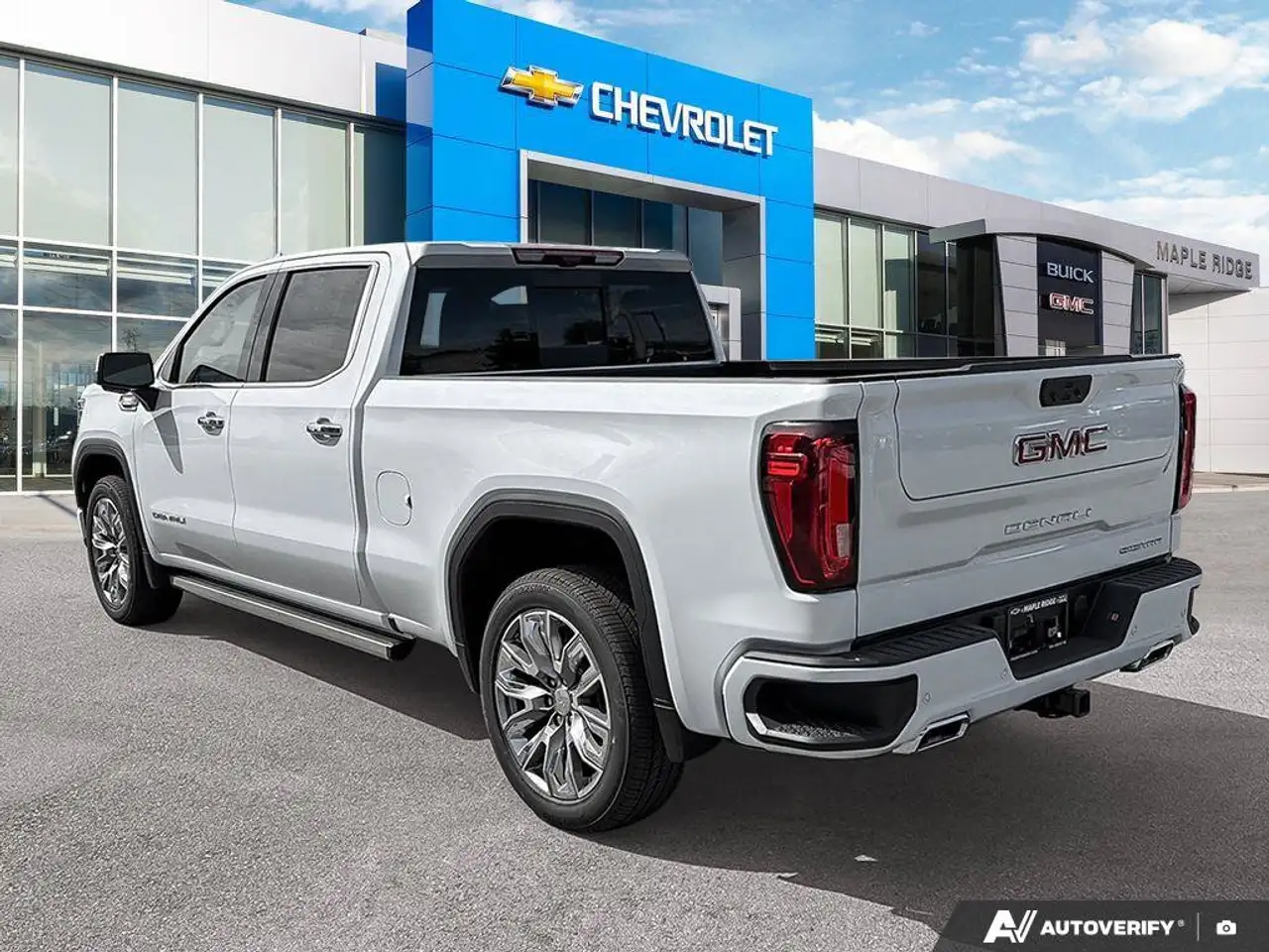 GMC Sierra 1500 fotografie GMC Sierra 1500
