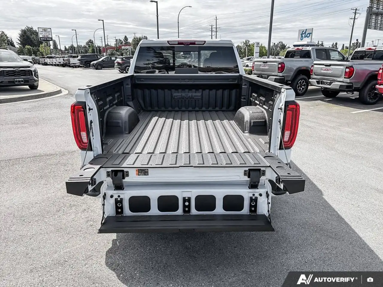 GMC Sierra 1500 fotografie GMC Sierra 1500
