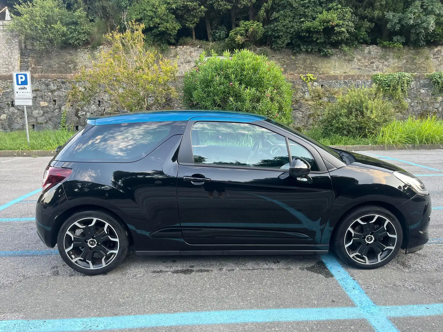 Citroen DS3 DS3 1.6 bluehdi So Chic 75cv Nero - 2