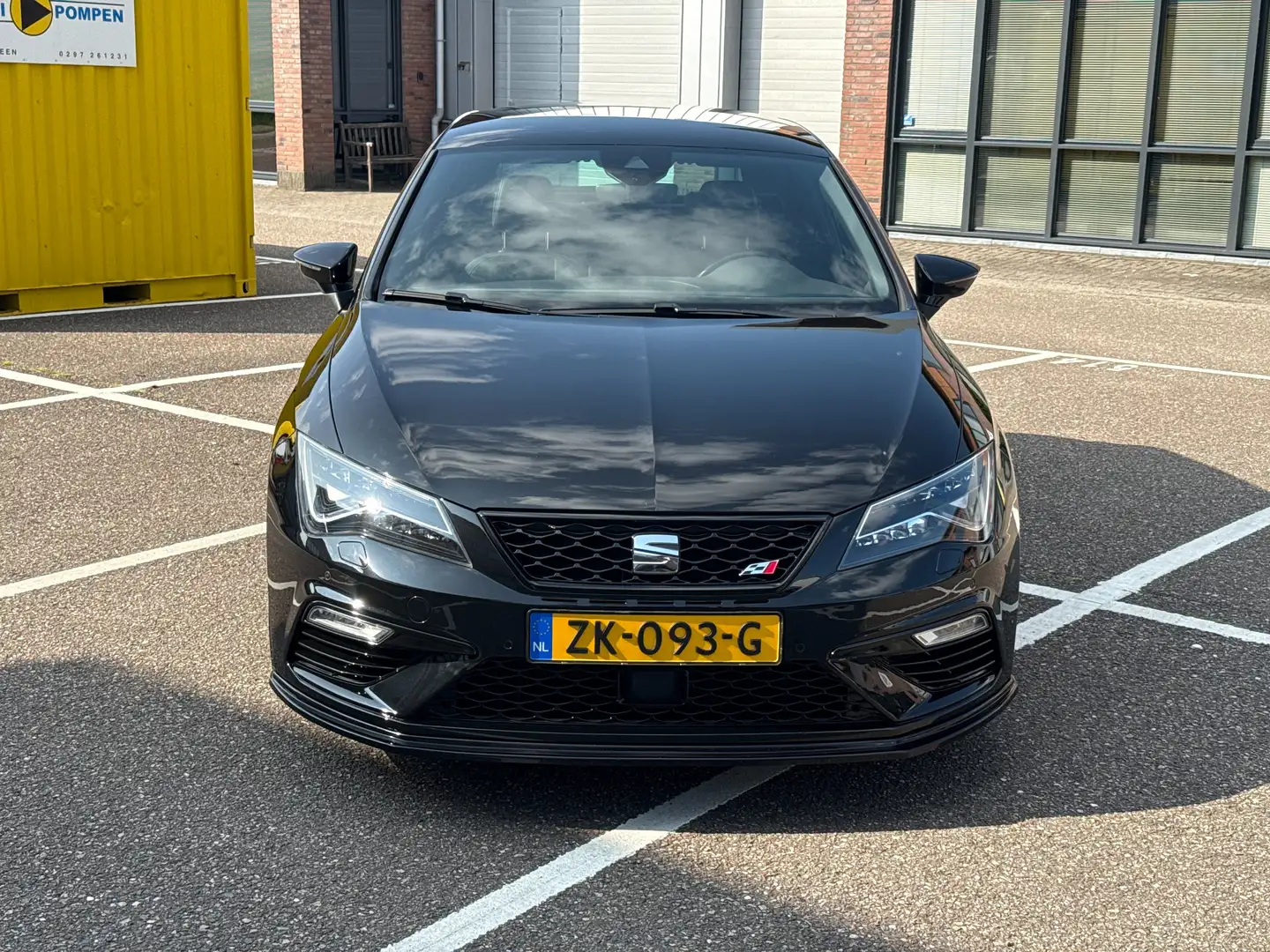 SEAT Leon 2.0 TSI CUPRA 300 | Miltek | Rieger | DSG Zwart - 2