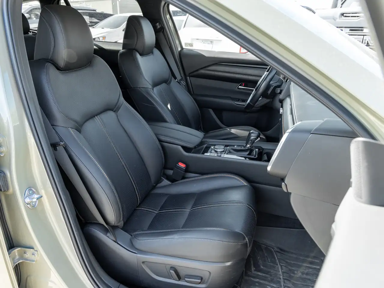Mazda CX-50 снимка Mazda CX-50