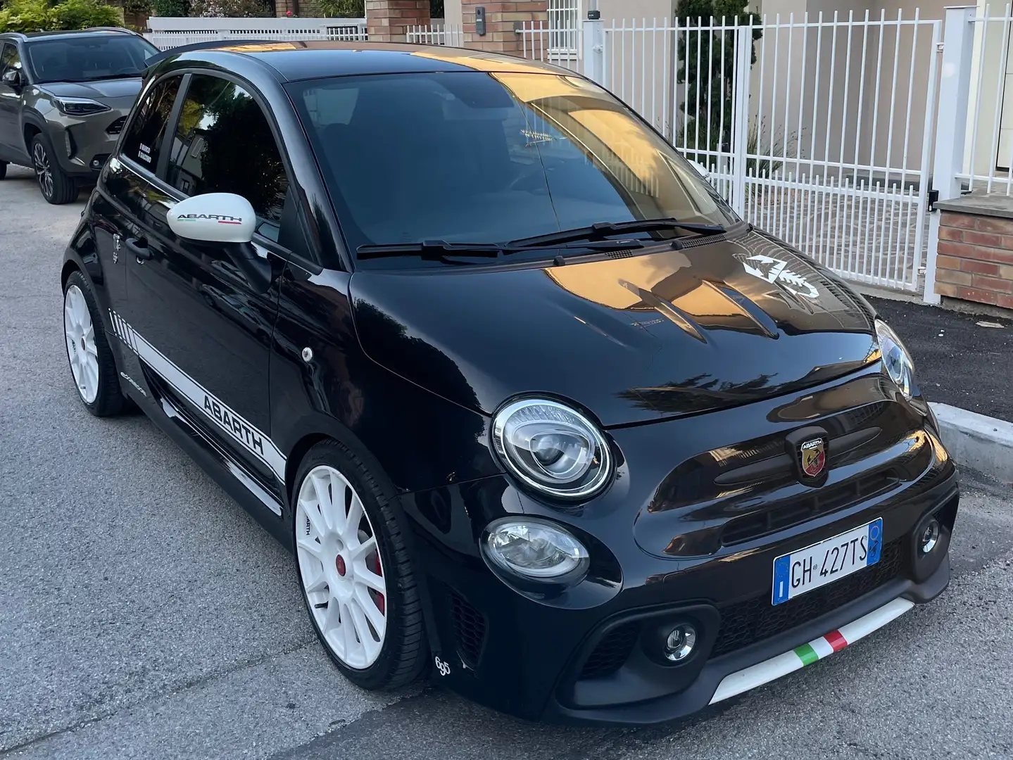 Abarth 695 695 1.4 t-jet esseesse 180cv Noir - 2