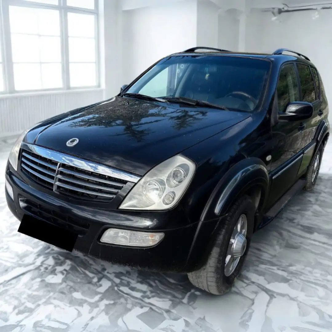 SsangYong Rexton 2.7 XDi cat Schwarz - 2