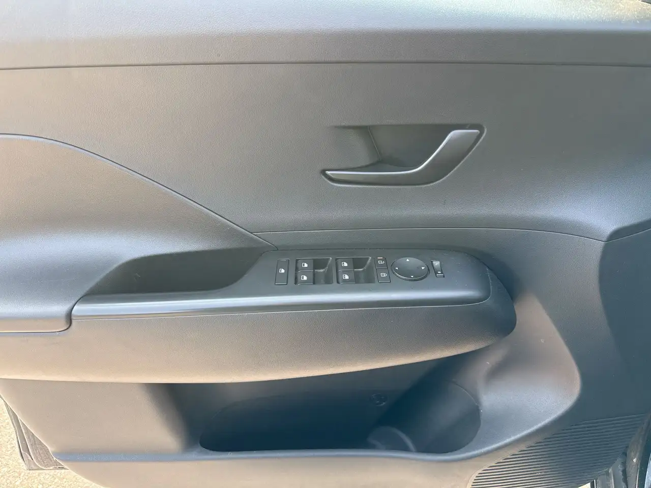 Hyundai KONA photo Hyundai KONA