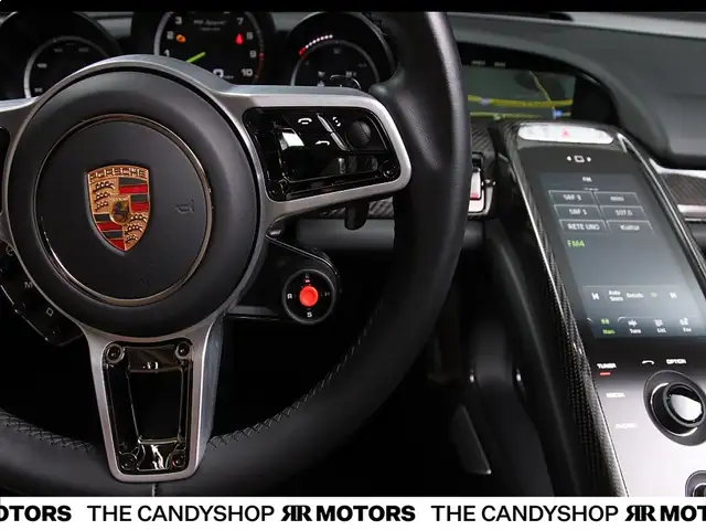 Porsche 918 Spyder *Perfekt*GT-Silber*Nr.643/* Ansicht 37