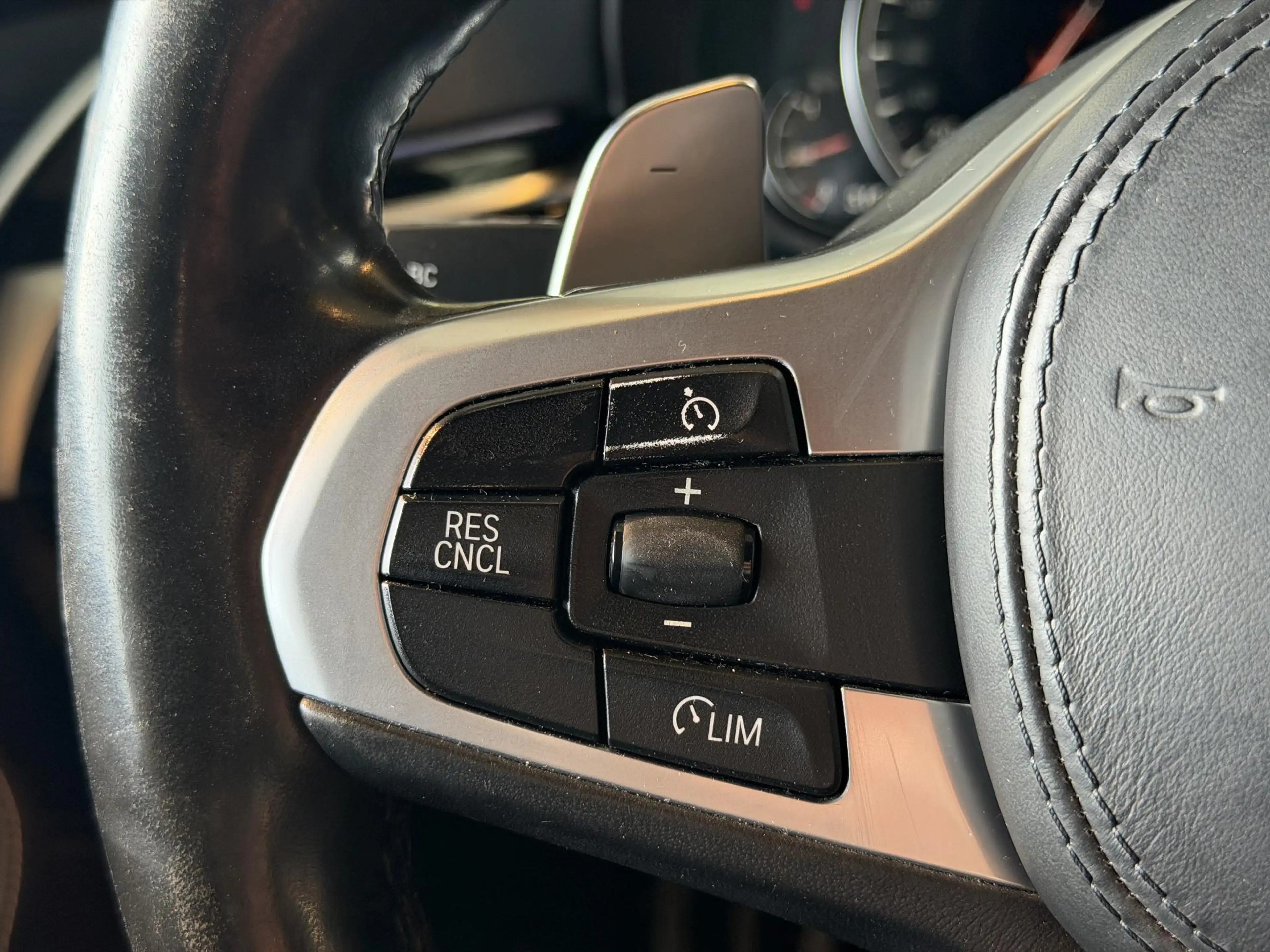 BMW M550 5-serie M550i xDrive High Executive HEAD-UP DISPLA — photo 17