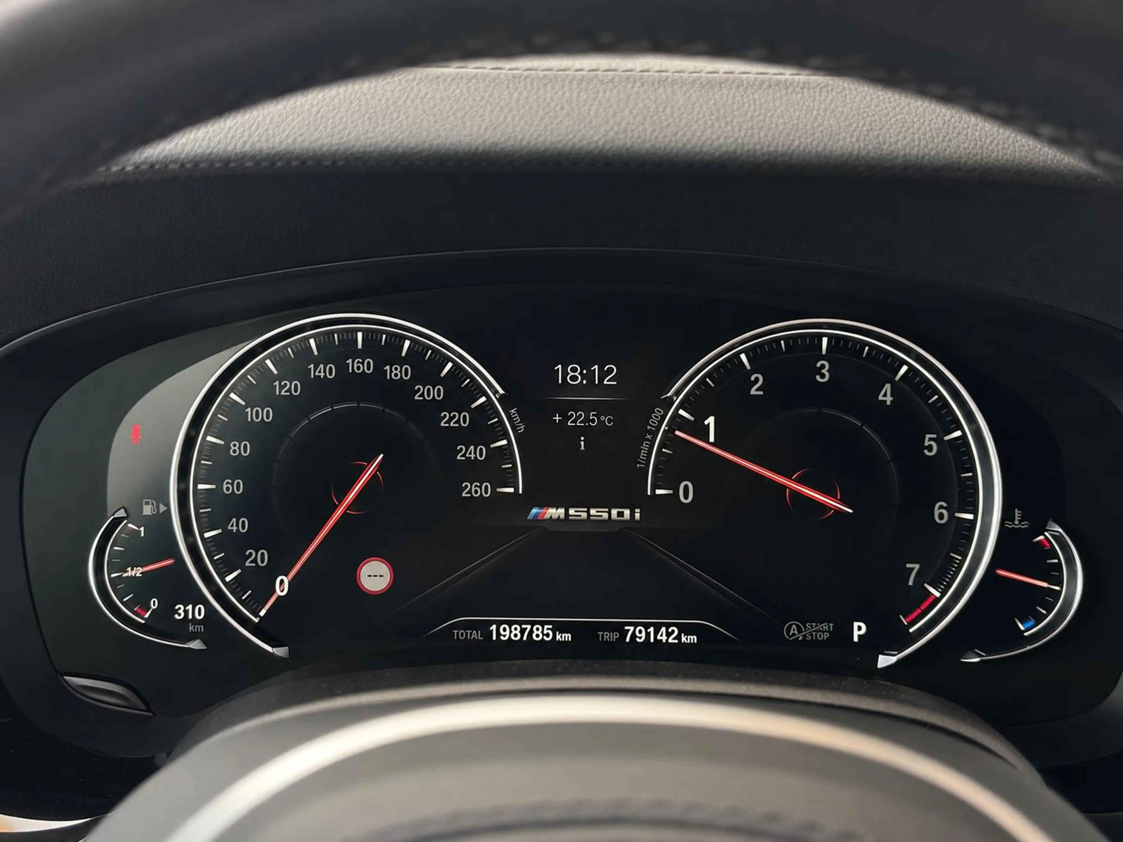 BMW M550 5-serie M550i xDrive High Executive HEAD-UP DISPLA — photo 16