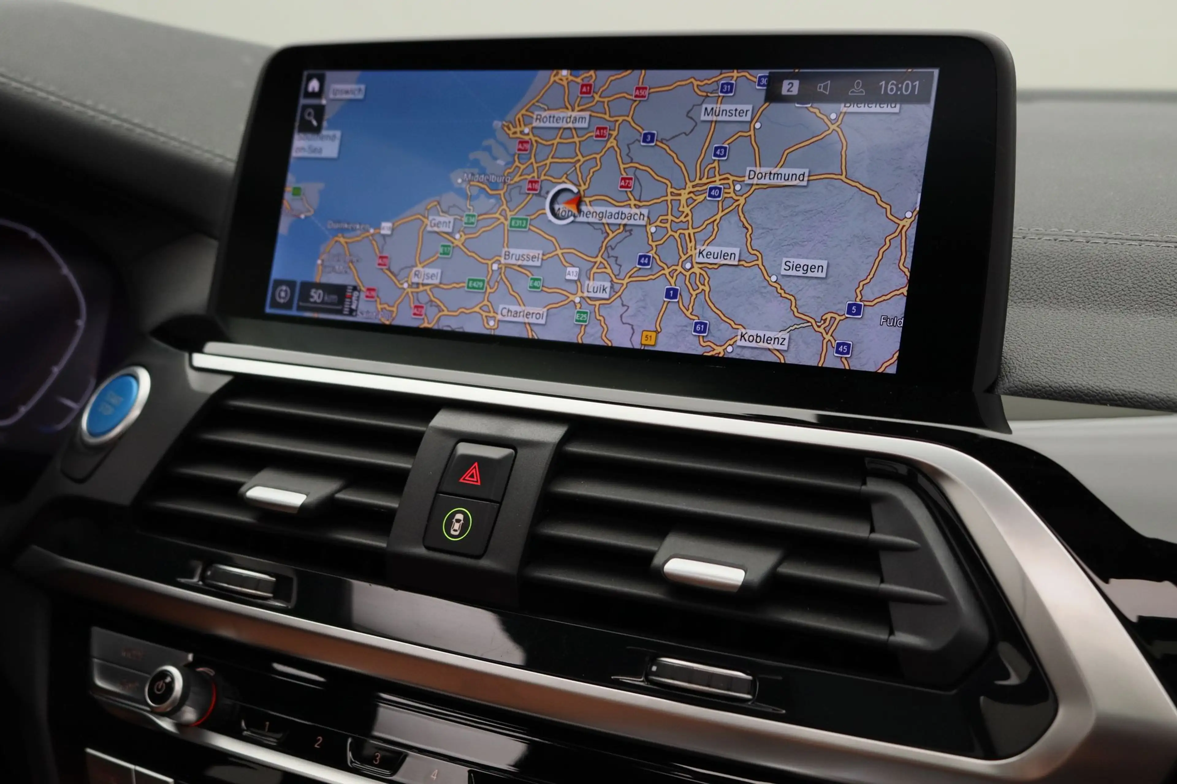 BMW iX3 High Executive 80 kWh — photo 5