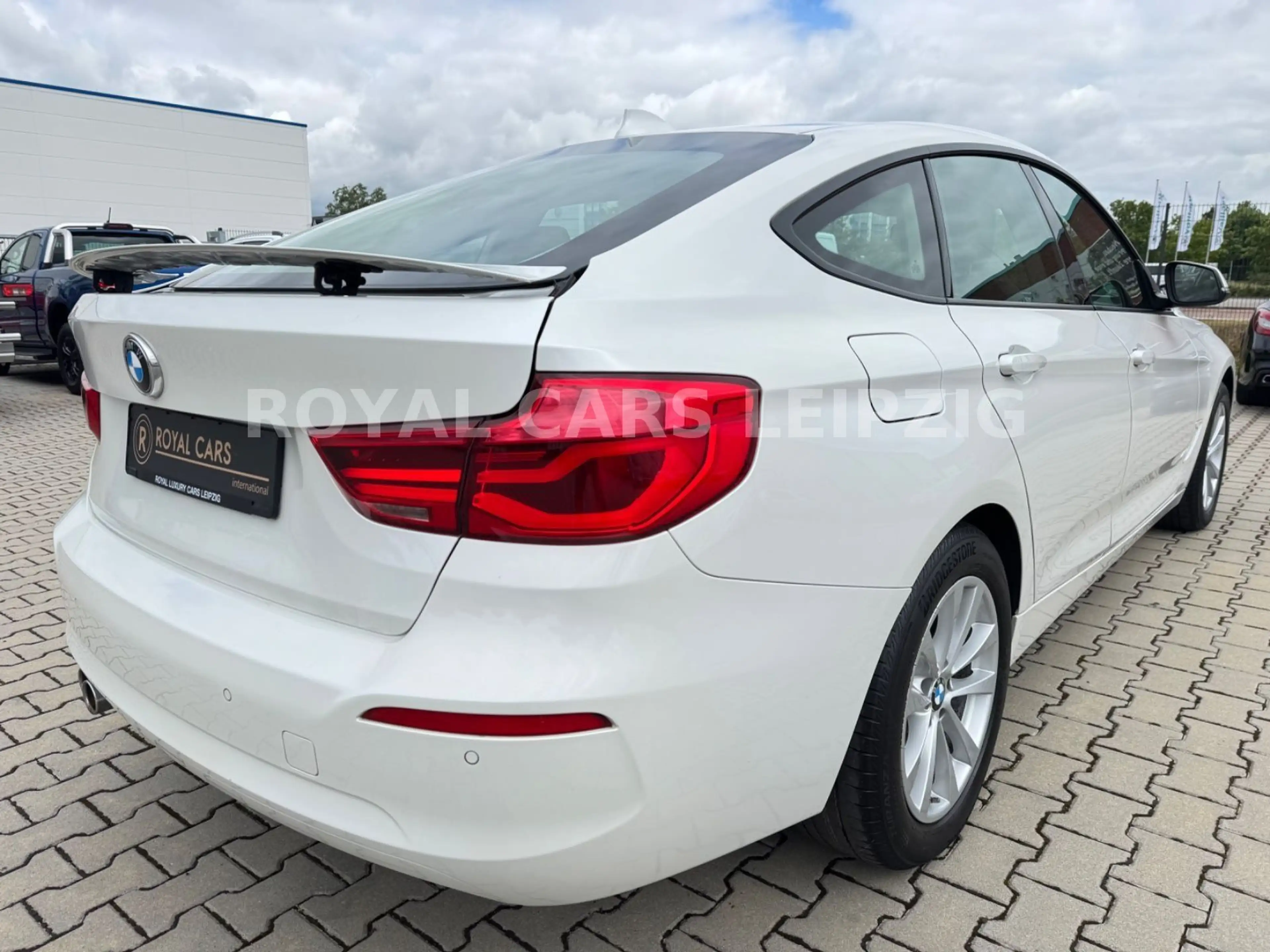BMW 325 Sport Line — photo 8