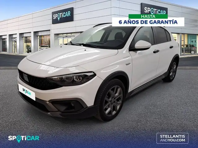 Fiat Tipo 1.0 GSE Cross