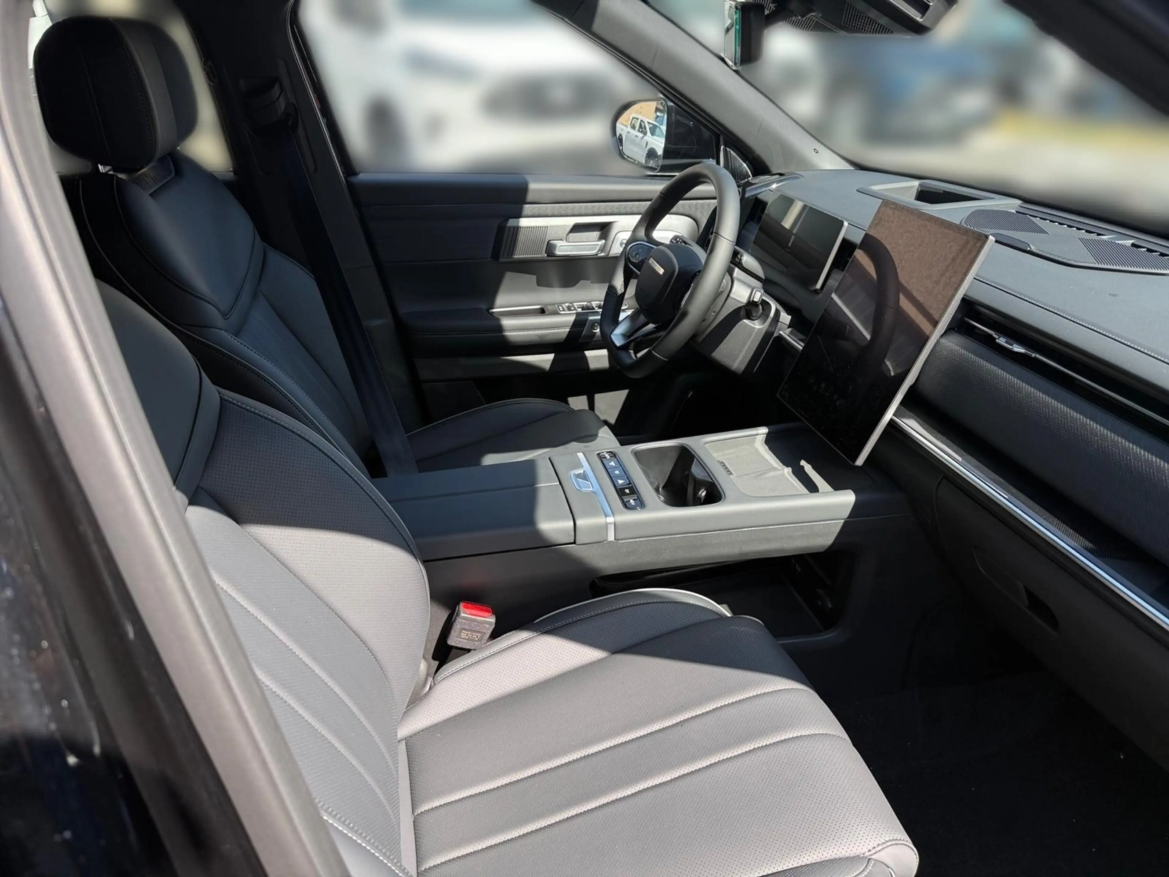 Jaecoo J7 JAECOO 7 PHEV Premium — photo 14