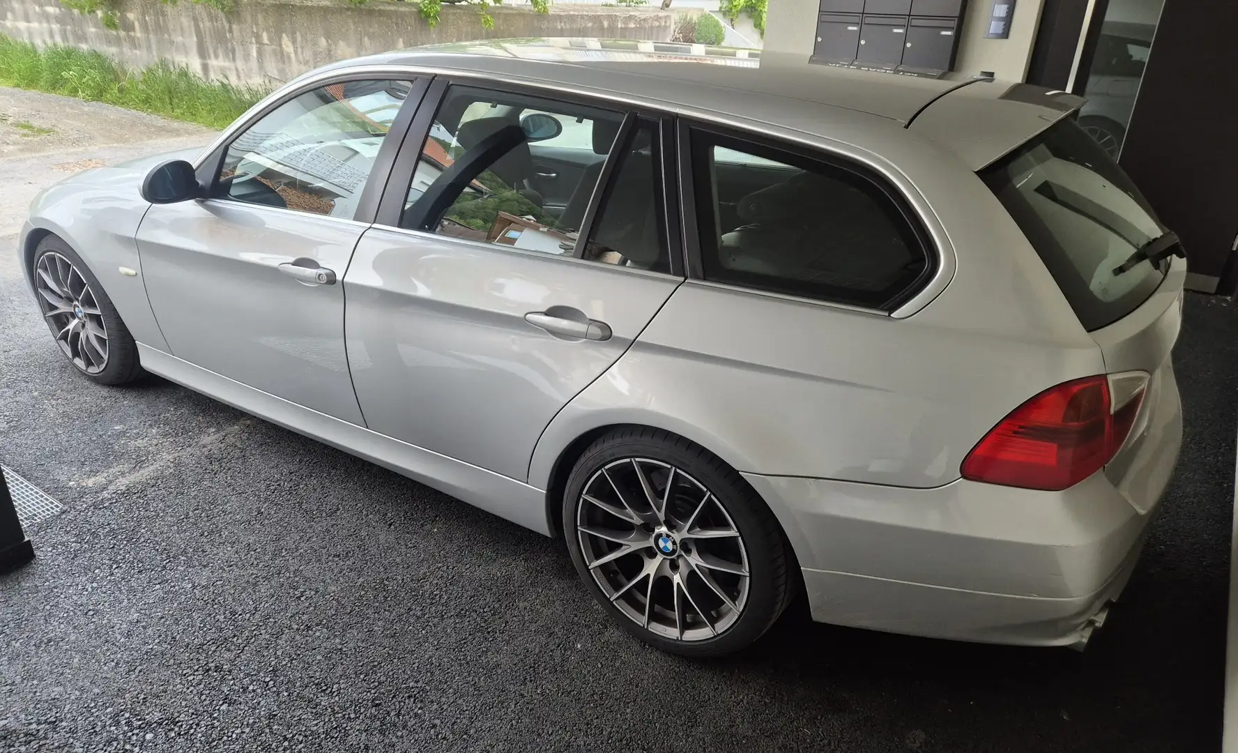 BMW 330 330xd Touring Eletta - 1