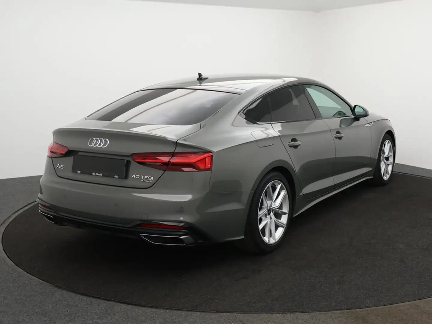 Audi A5 Sportback Sportback 40TFSI 204PK QUATTRO S-line *A Groen - 2
