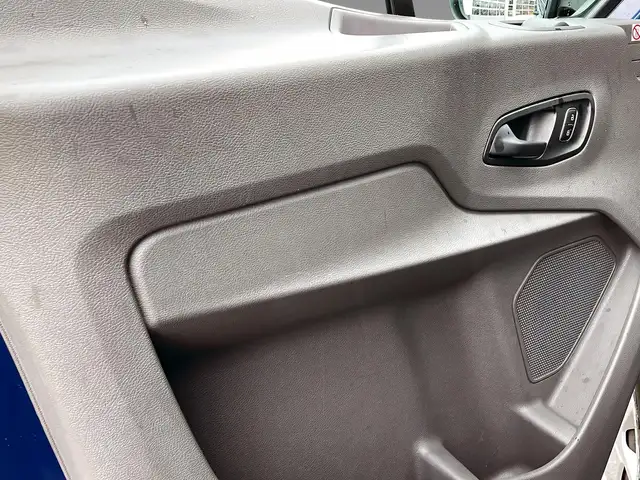 Ford Transit view 15