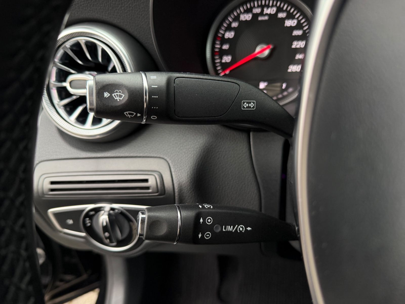 Mercedes-Benz C 250 d Coupé Edition 1 *Alcantara*LED*Navi* — photo 20