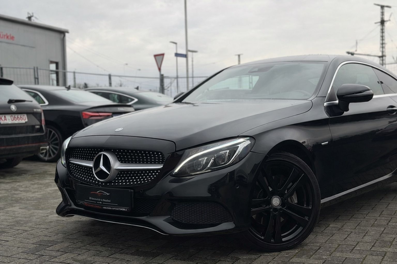 Mercedes-Benz C 250 d Coupé Edition 1 *Alcantara*LED*Navi* — photo 2