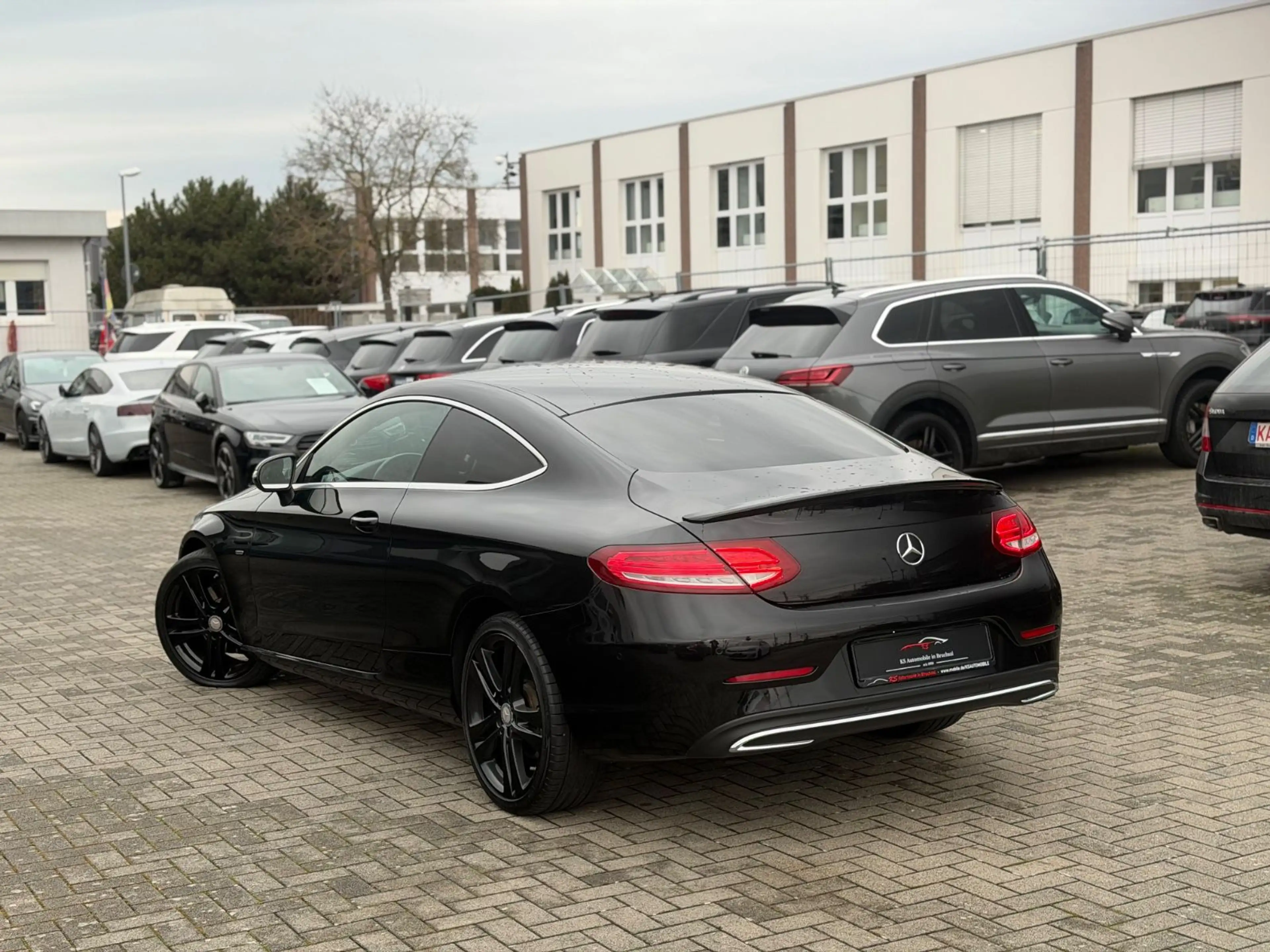Mercedes-Benz C 250 d Coupé Edition 1 *Alcantara*LED*Navi* — photo 8