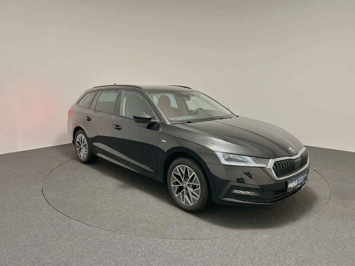 Skoda Octavia Combi 1.5 TSI OPF DSG Klima Einparkhilfe Schwarz - 2