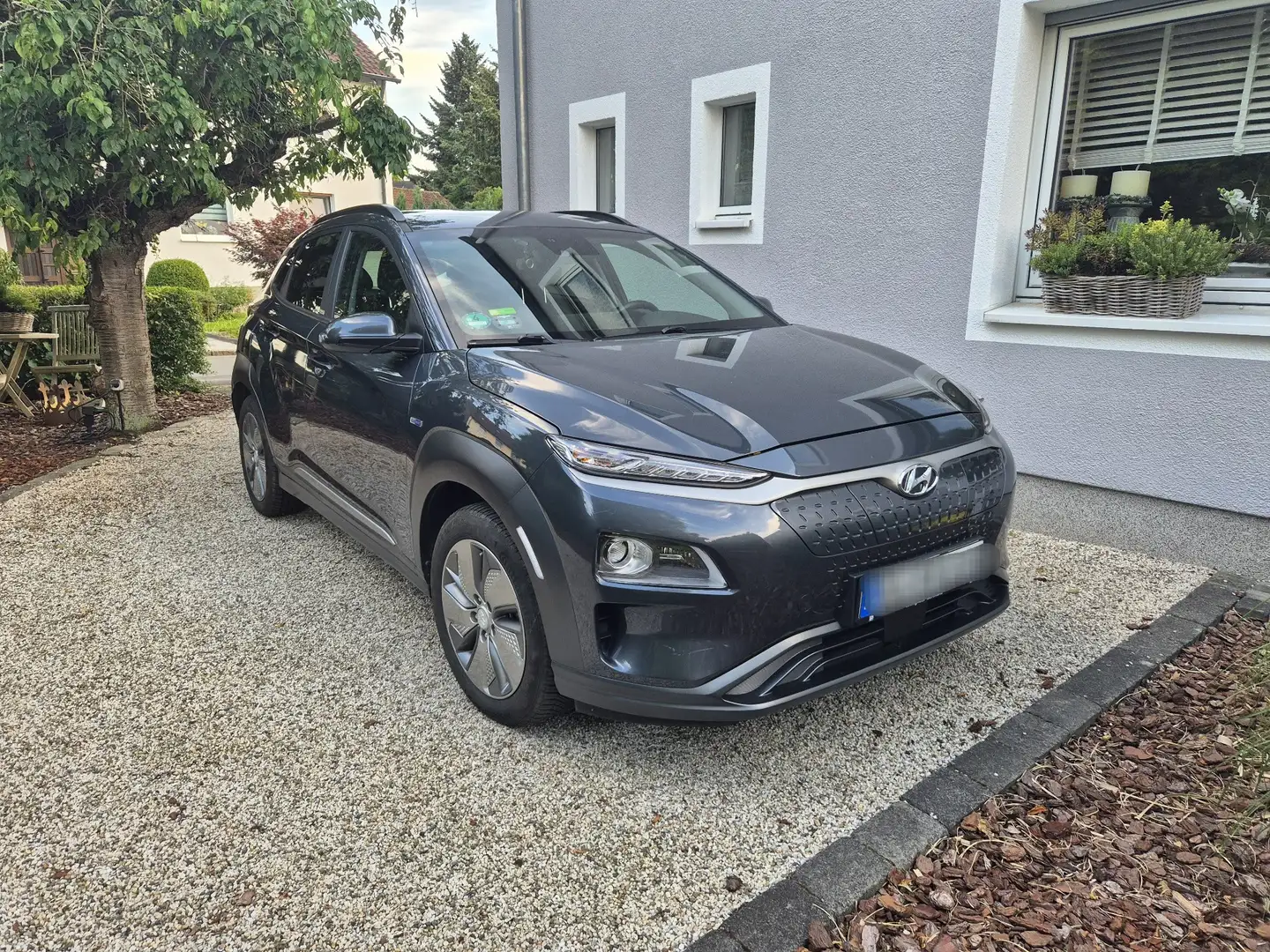 Hyundai KONA EV Style Grau - 1