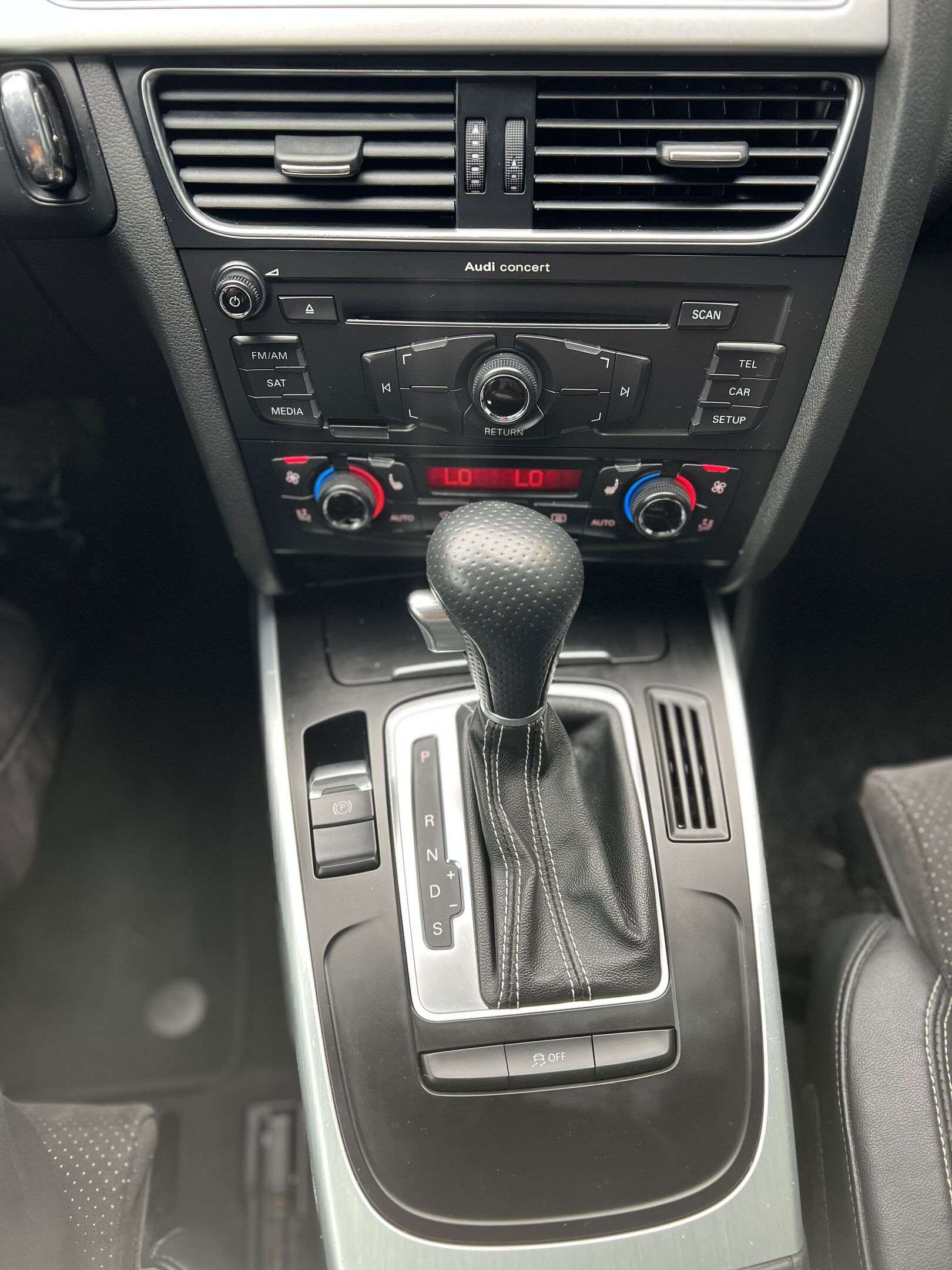 2011 Audi A5 PREMIUM thumb 28