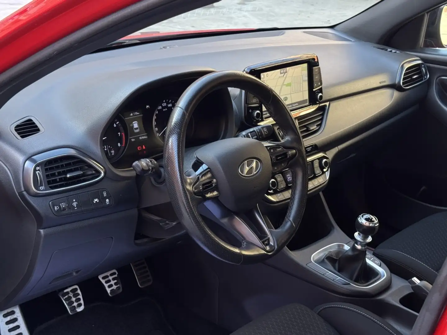 Hyundai i30 1.4 TGDI N-Line 140 Rot - 2