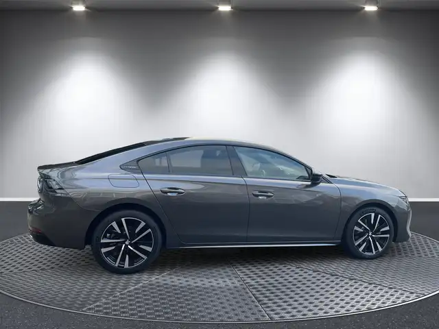Peugeot 508 view 6