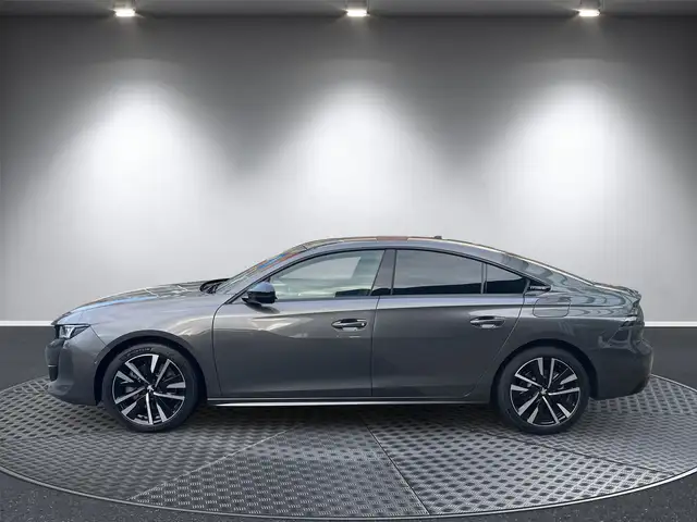 Peugeot 508 view 2