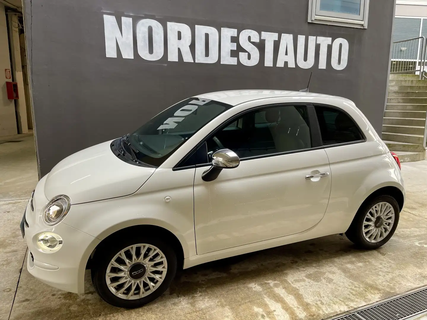 Fiat 500 1.0 Hybrid Connect 70cv NAZIONALE OK NEOPATENTATI Bianco - 1