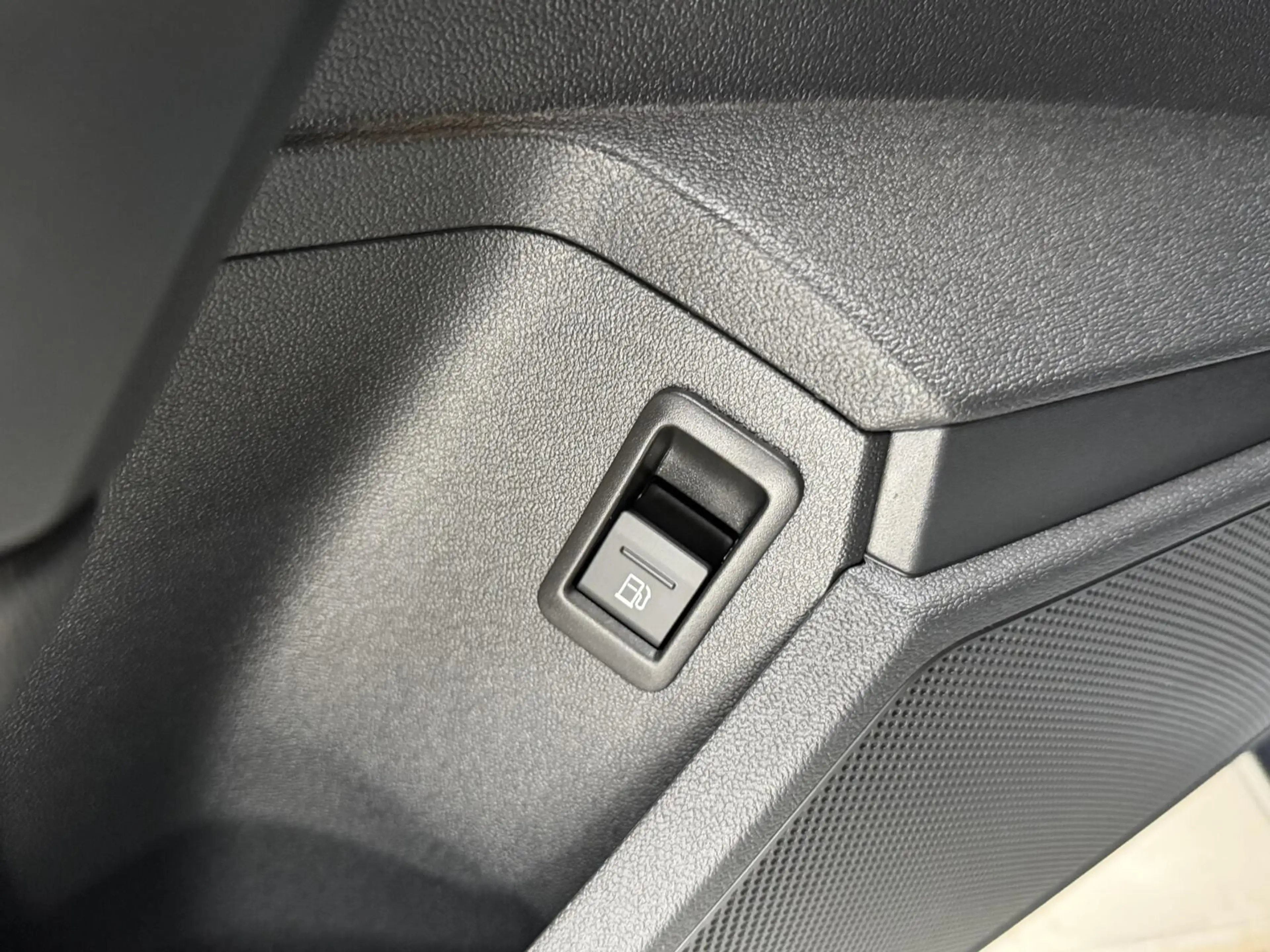 Audi A3 Sportback 40 TFSI e Advanced edition SoH 97,6% | A — photo 7