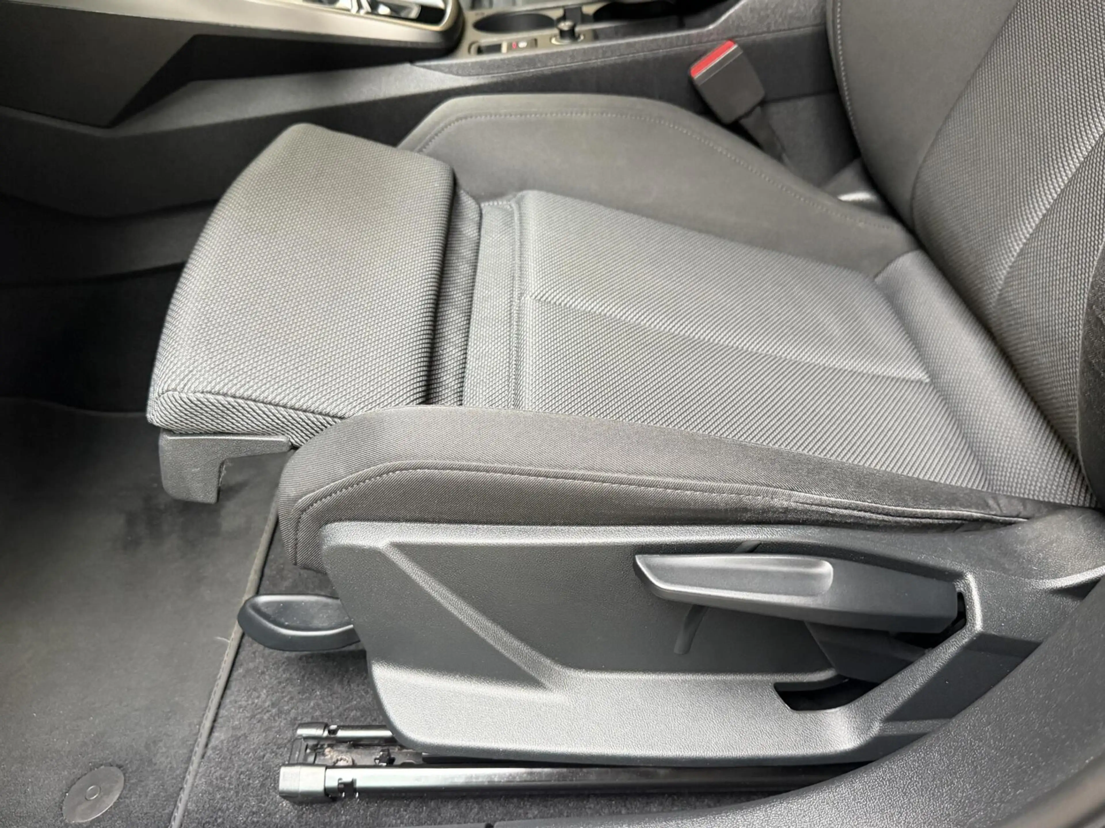 Audi A3 Sportback 40 TFSI e Advanced edition SoH 97,6% | A — photo 9