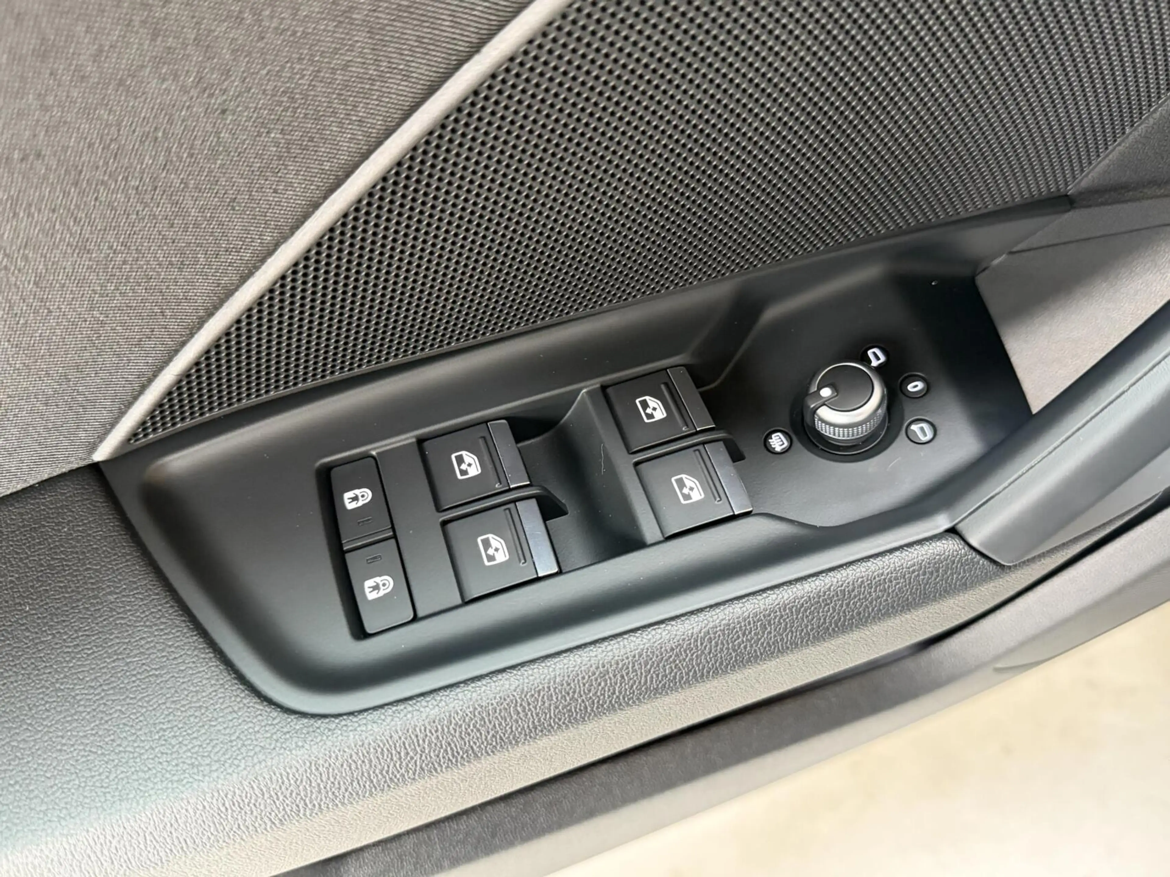 Audi A3 Sportback 40 TFSI e Advanced edition SoH 97,6% | A — photo 5