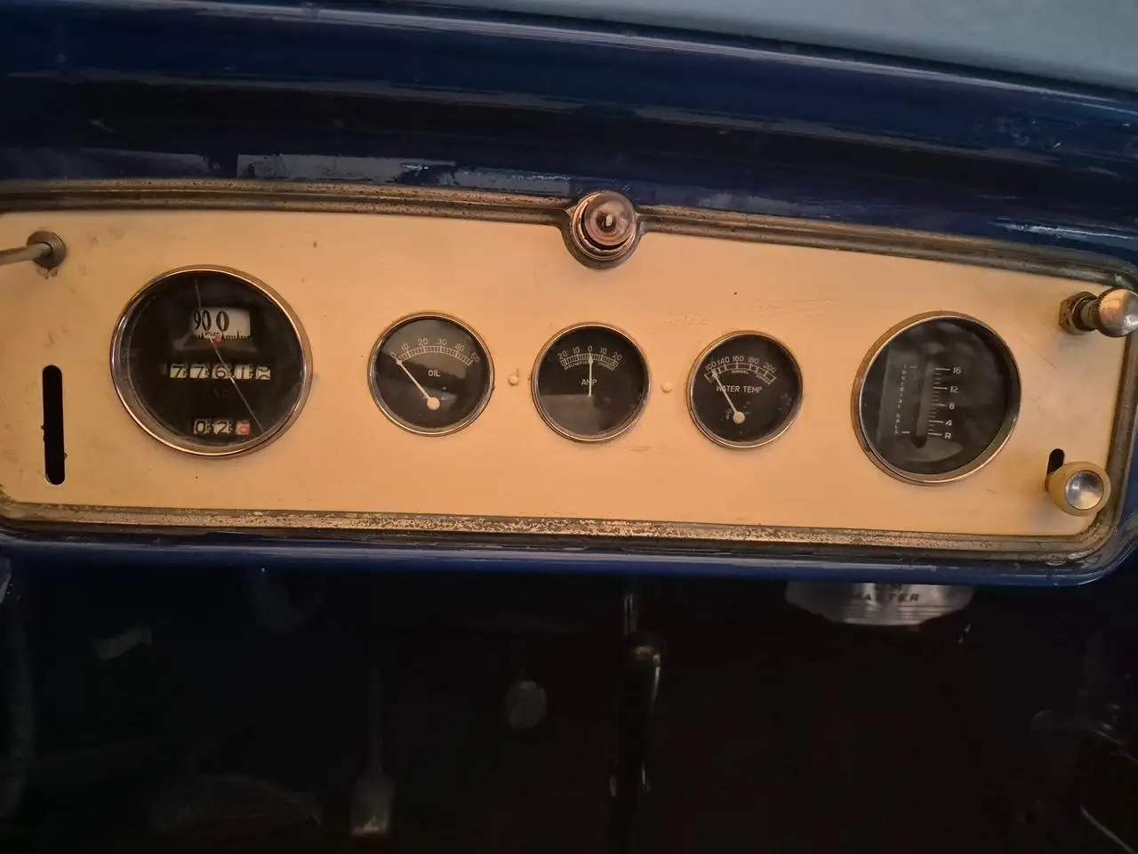 Buick Roadmaster photo Buick Roadmaster