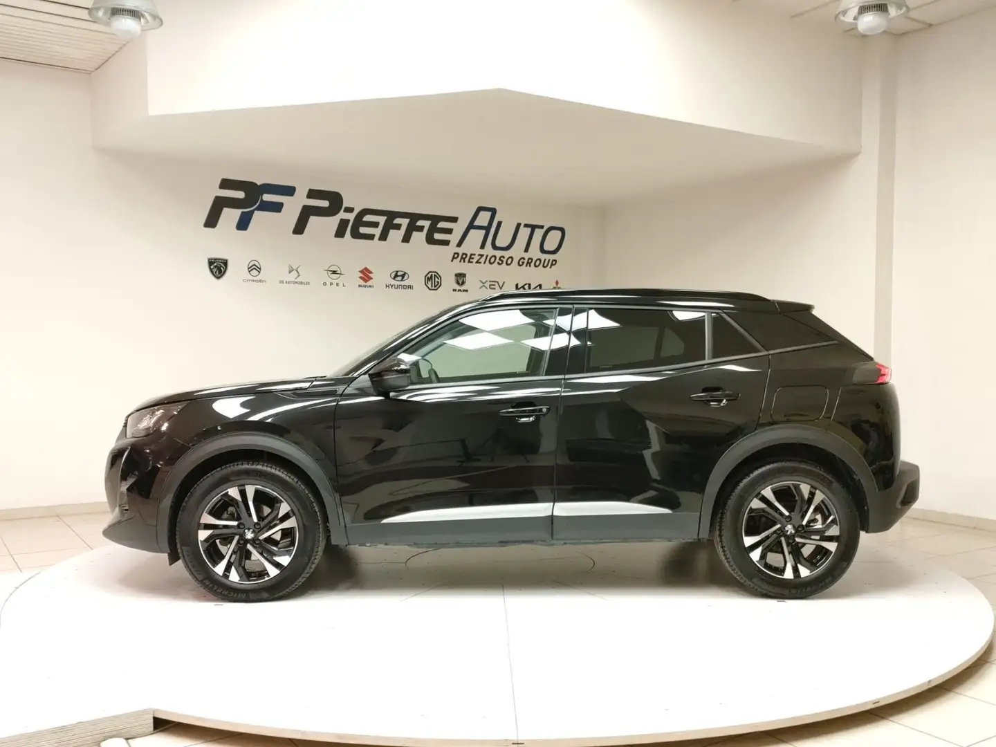 Peugeot 2008 2ª serie - 2008 PureTech 130 S&S EAT8 Allure Pack Nero - 2