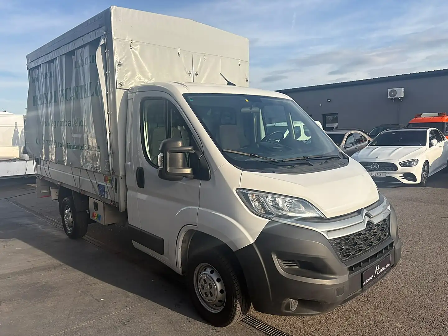 Citroen Jumper 35 L2 BlueHDi 140 S&S Komfort Weiß - 1