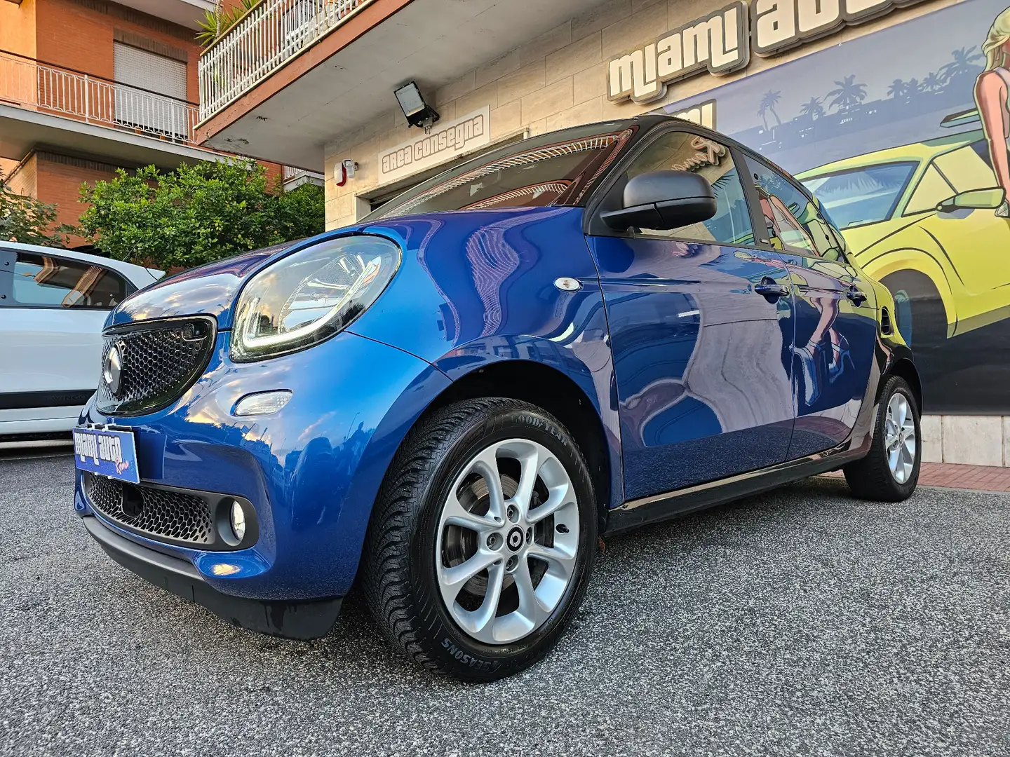 smart forFour 90 0.9 Turbo twinamic Passion TAGL UFF LED&SENSOR Blu/Azzurro - 2