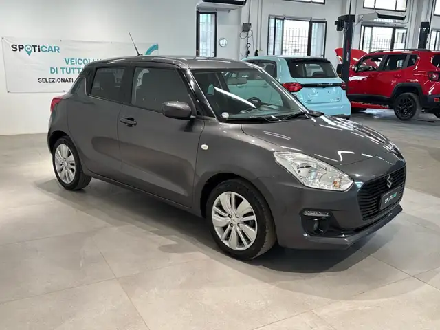 Suzuki Swift view 3