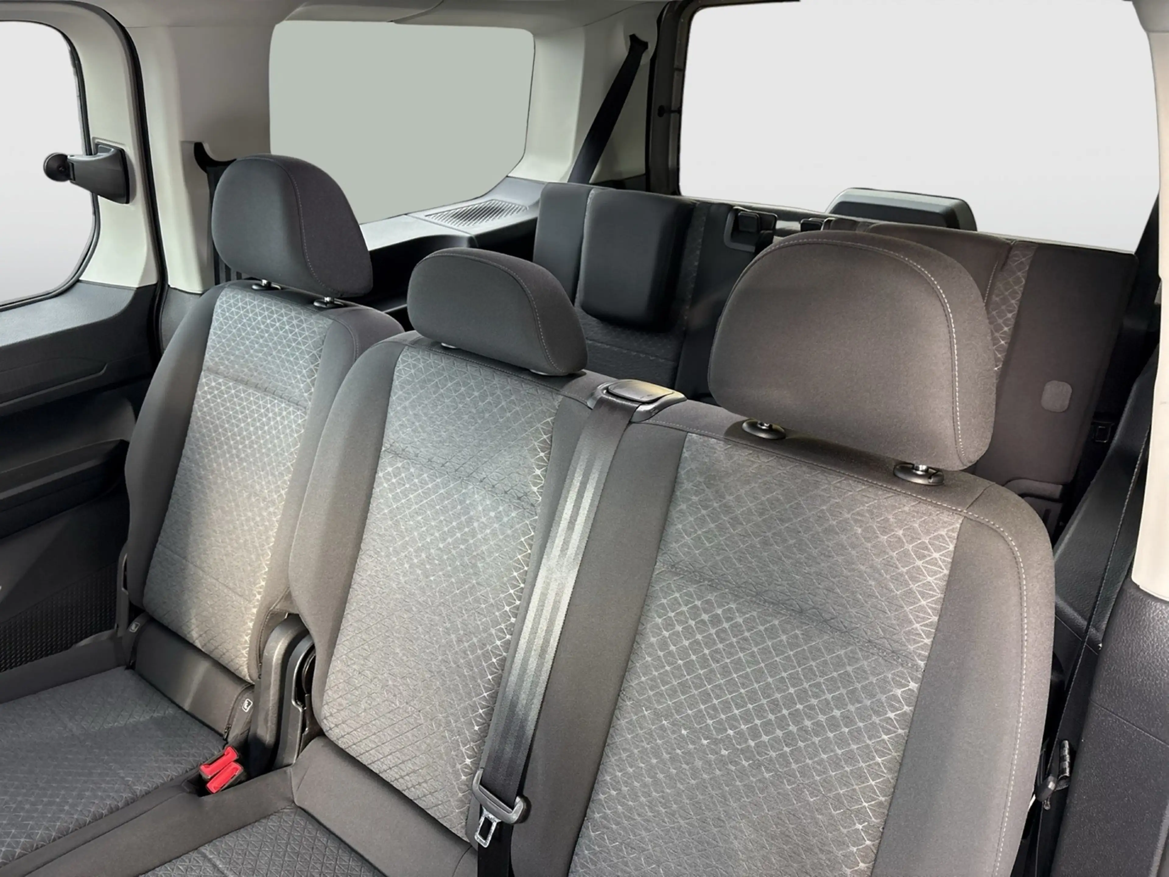 Ford Grand Tourneo Connect 2.0 TITANIUM 7SITZE AHK — photo 7